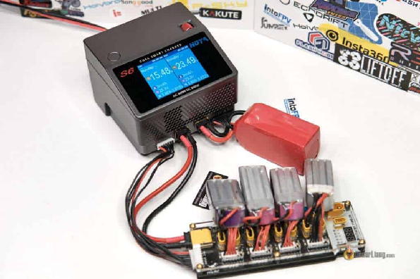 Hota S6 400w Dual Channel Smart Lipo Charger Parallel Charging Operation